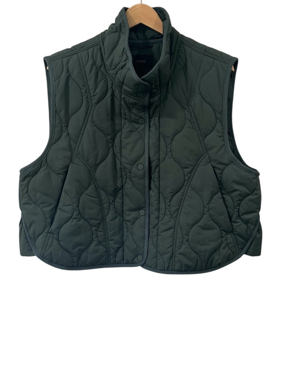 Quince women’s Featherless Quilted Puffer Vest L Green boxy layering outdoorsy